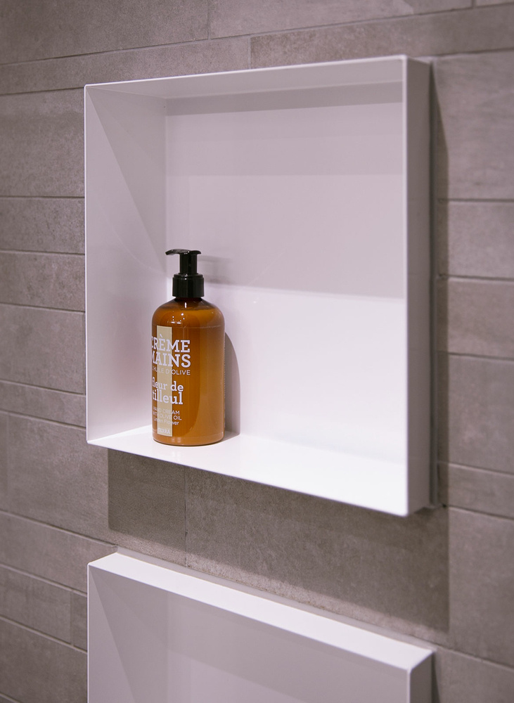 tegeloutlet-showroom-delconca-upgrade-geberit-acanto-looox-inbouwnis-30x30