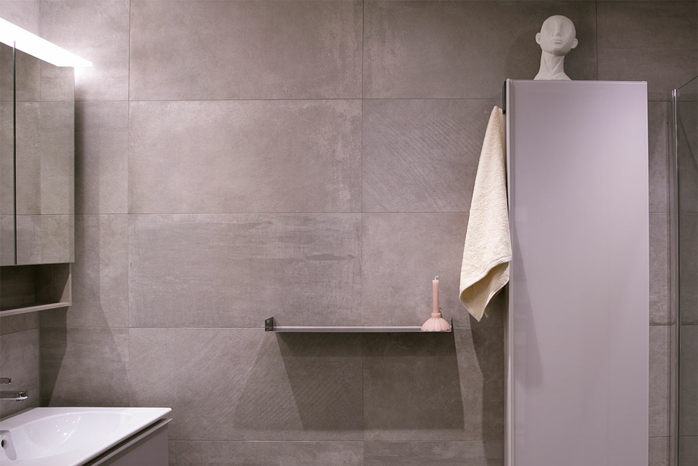 tegeloutlet-showroom-delconca-upgrade-sphinx-acanto-hoge-kast-wasmeubel