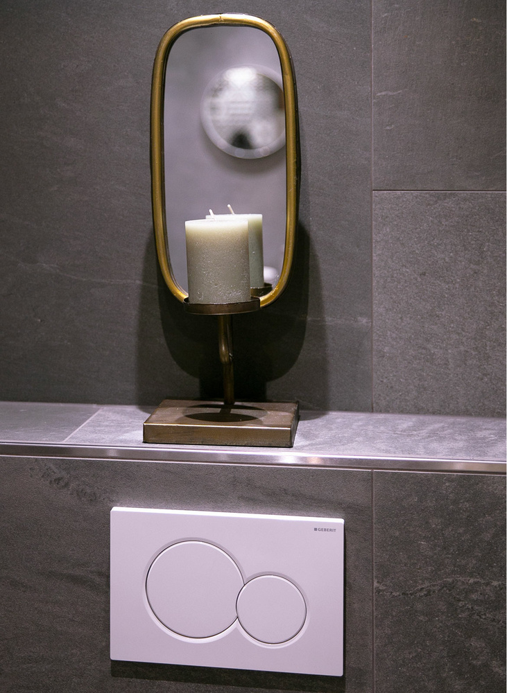 tegeloutlet-showroom-emil-ceramica-vloertegel-tracce-dark-grey-duravit-starck-wandcloset